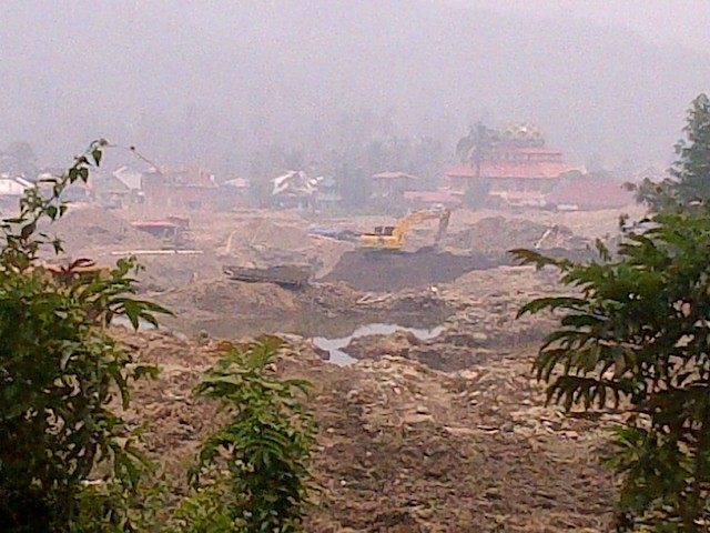 Aktivitas alat berat masih terlihat dalam kawasan PETI Merangin